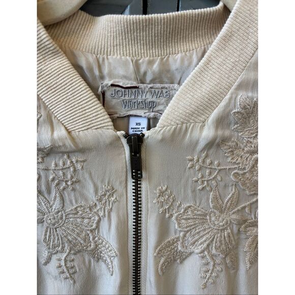 NWOT JOHNNY WAS Tyrell Silk Bomber Jacket, XS $368 A52 - Picture 5 of 9